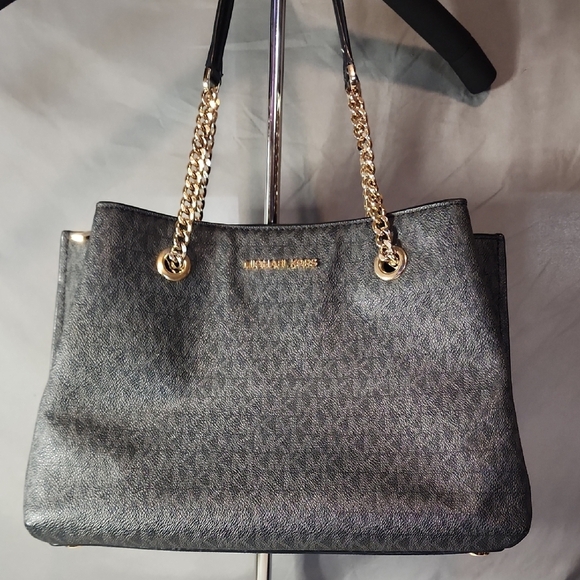 Michael Kors Black and Gold Shoulder Bag - Picture 1 of 10